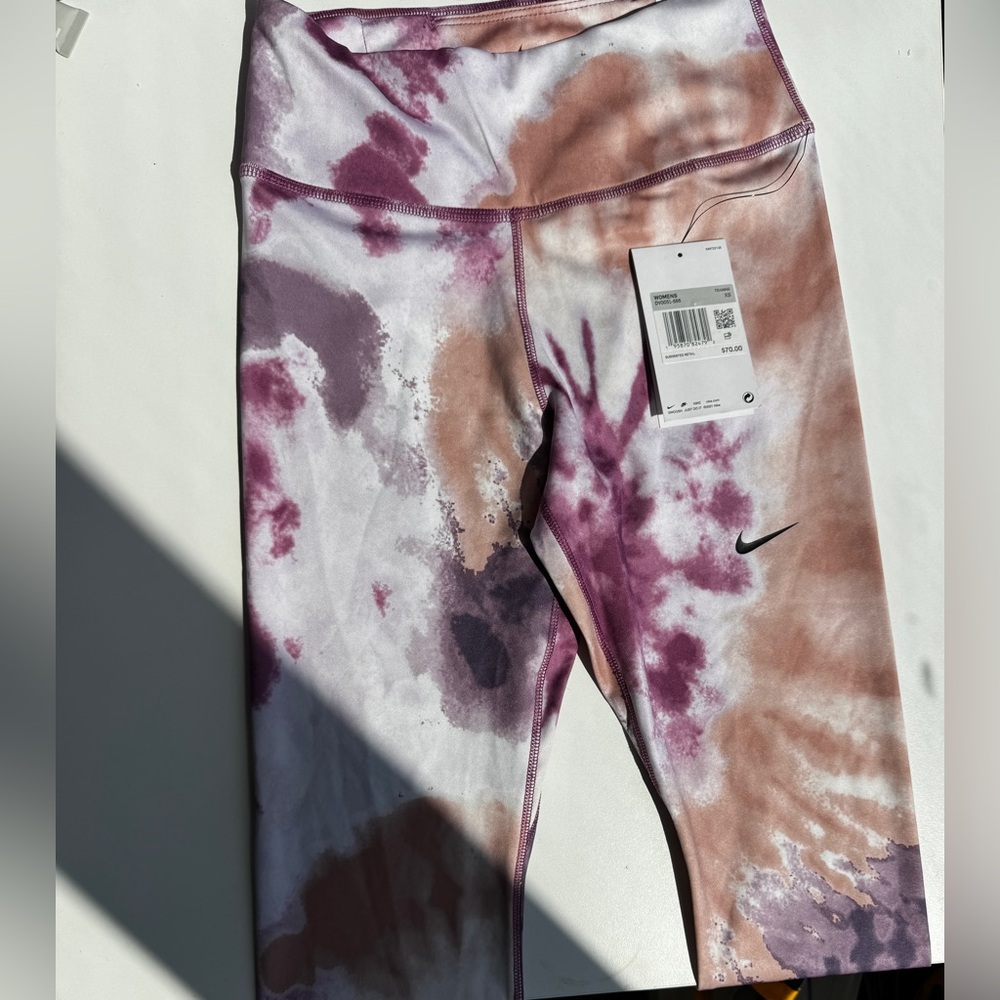 NIKE WOMEN TRAINING LEGGINGS